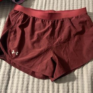 Maroon under armor shorts, never worn size large